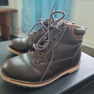 Eddie Bauer toddler size 11 boots